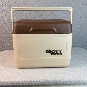 Vintage Gott Tote 6 Ice Box Ice Chest Cooler Travel Camping Vacation - BROWN